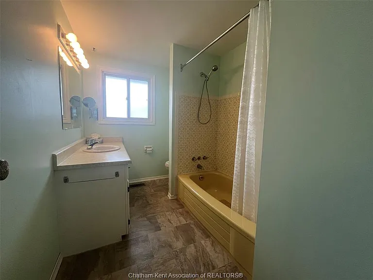 183 Michener Rd — Photo 10