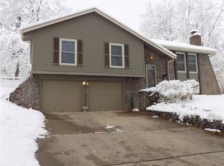 7232 Crisp Ave, Raytown, MO 64133