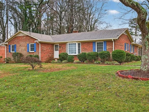 2300 Gordon Rd, High Point, NC 27265