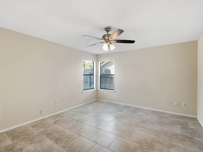 6700 Shiner St — Photo 15