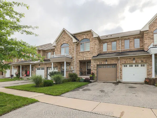 12 Colonel Lyall St, Saint Catharines, ON L2P 0B1