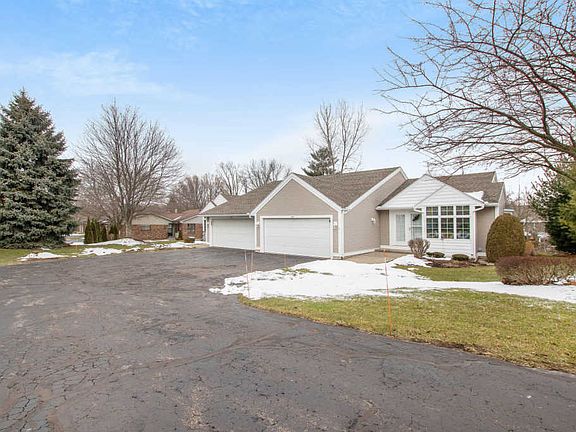 3rd image of 846 Clarewood Ct