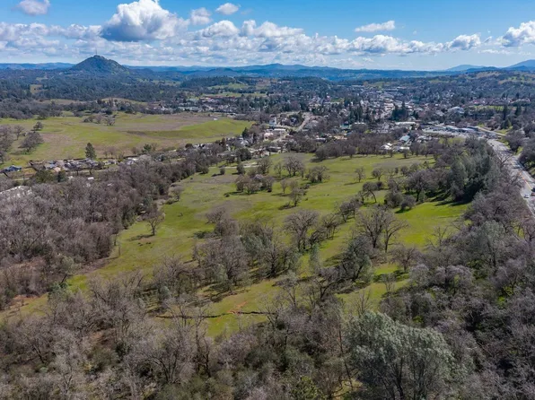 917 N Main St, Jackson, CA 95642