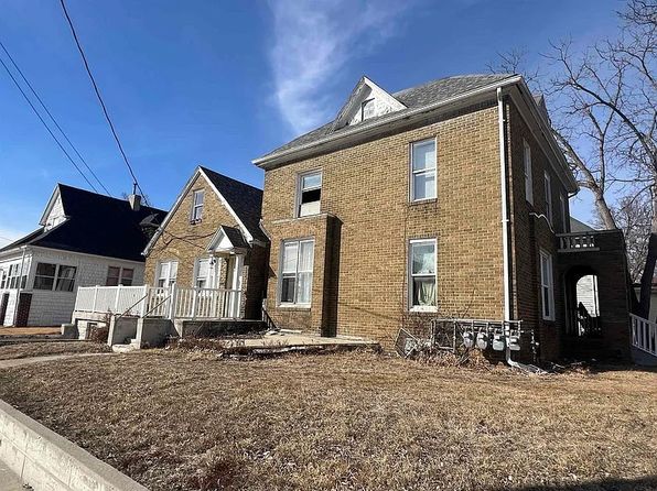 128 Lafayette St APT 3