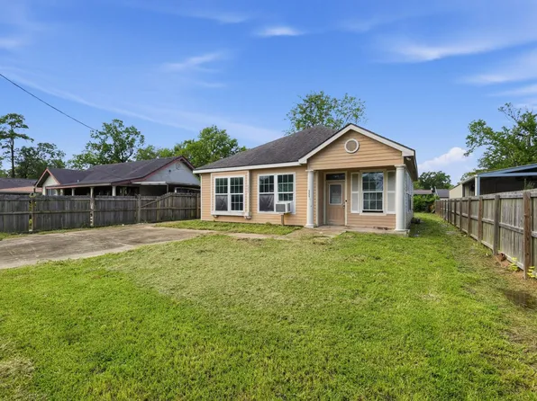 4255 Detroit Ave, Beaumont, TX 77703