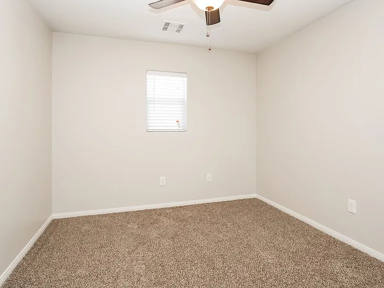 5812 Gemstone Peak St — Photo 9