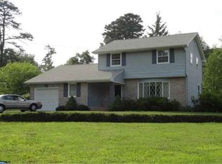 3060 Dante Ave, Vineland, NJ 08361
