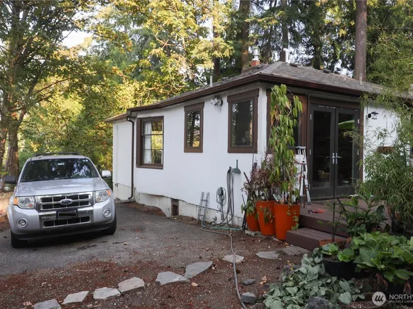 10747 56th Avenue S, Seattle, WA 98178