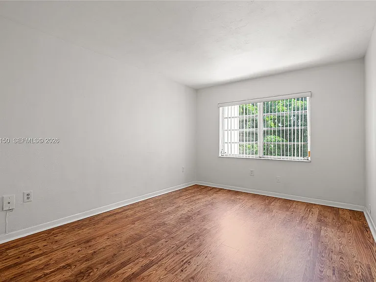15888 SW 95th Ave #317 — Photo 11