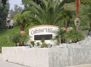 9730 Via Siena, Burbank, CA 91504