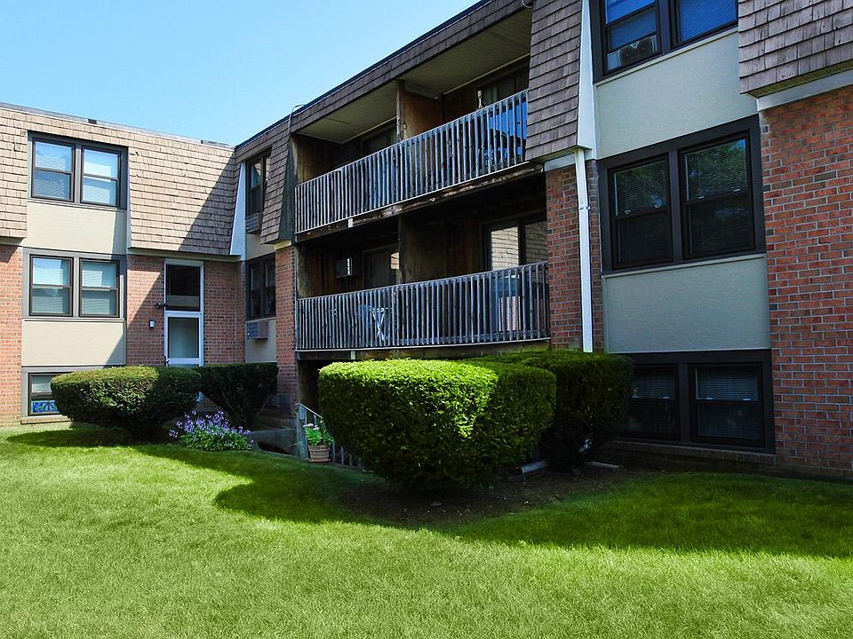 32512 Prospect St, Pawtucket, RI 02860 Zillow