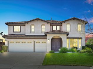 8061 Palm View Ln, Riverside, CA 92508
