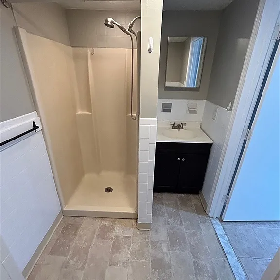 52 Port Norfolk St #1 — Photo 12