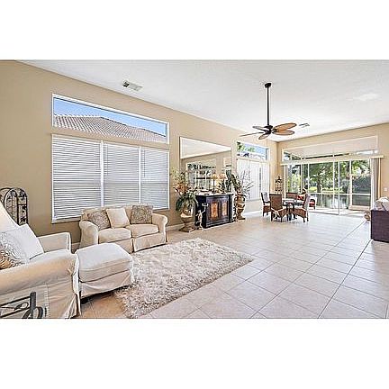 3rd image of 716 SW Lake Charles Cir