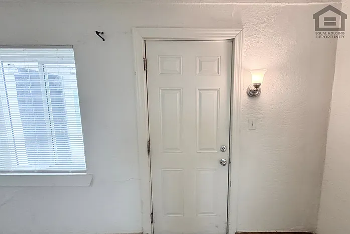 3601 W Melvin St #7 — Photo 3