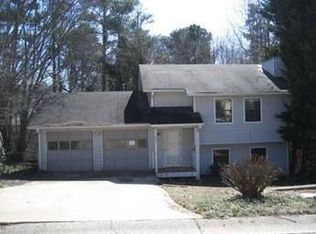 2320 Trenton Dr, Canton, GA 30115