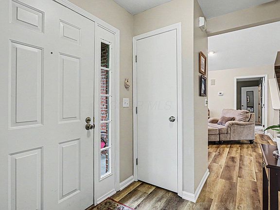 4th image of 3873 Oakbrook Ln