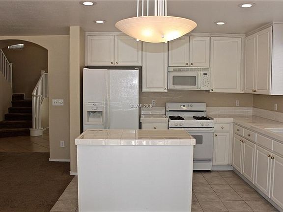 3rd image of 9740 Tumble Lake Ct