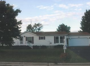 420 Cherry Ct, Peshtigo, WI 54157