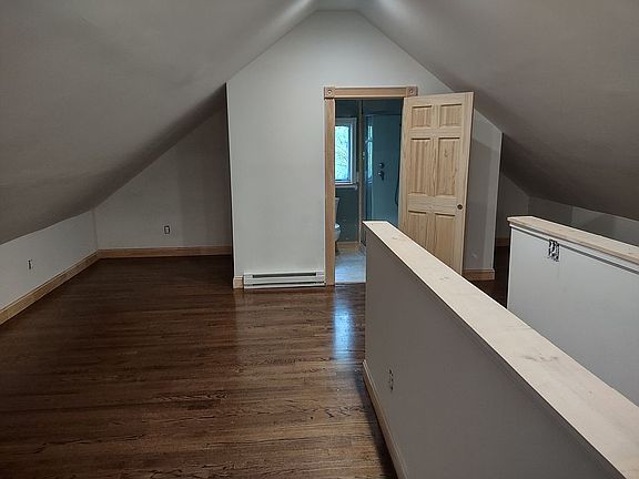 3rd image of 119 Josephine Ln