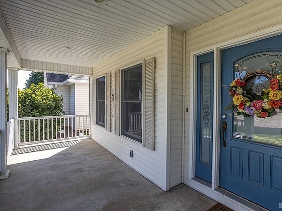 2nd image of 4934 Osprey Ct
