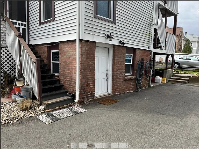 2 Brainerd Ave #2.4 — Photo 2