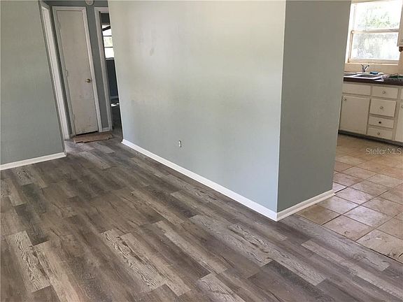 4th image of 2517 Sweetwood Dr