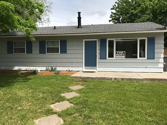 2nd image of 3231 N Fuller Dr