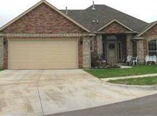 1110 Prairie Dunes Ct, Norman, OK 73072