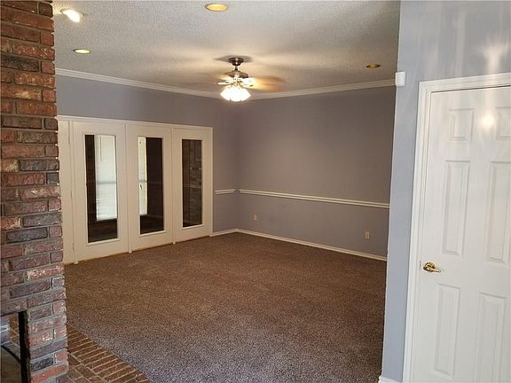 2nd image of 1708 Willow Vale Dr