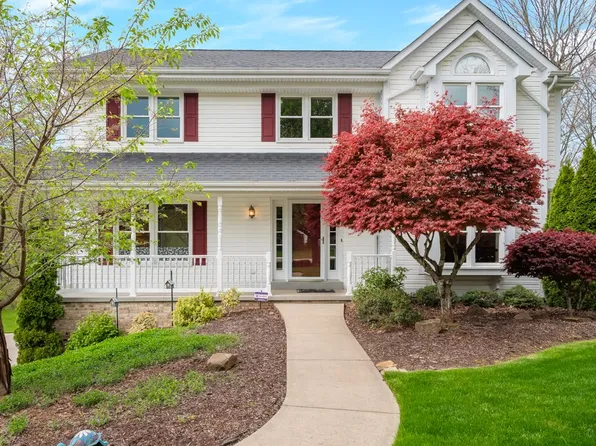 25 Doniport Rd, Baden, PA 15005