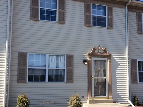 438 Dohner Dr, Lancaster, PA 17602