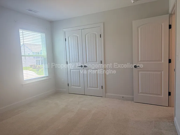 16 Clear Creek Cir — Photo 65
