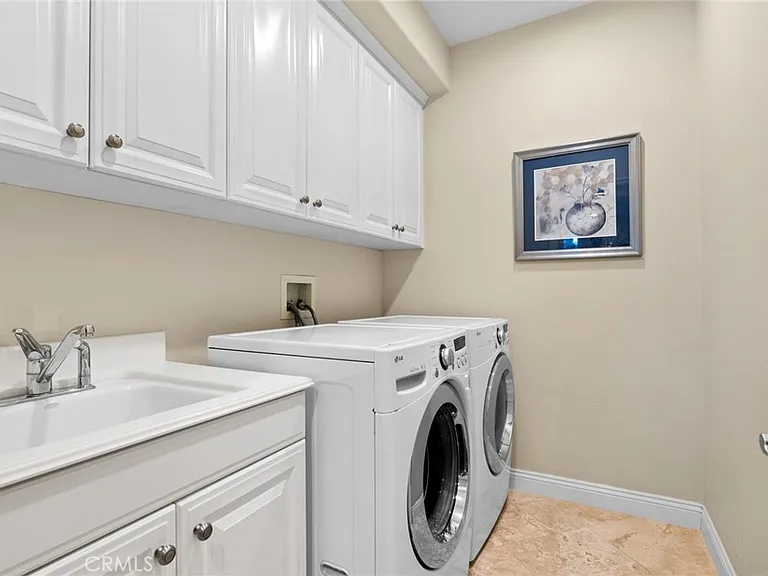 15 Vista Cielo — Photo 16