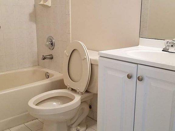 4th image of 9356 NW 121st St #0