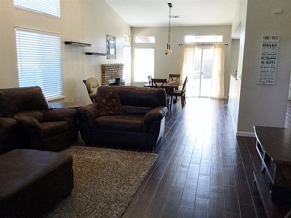 5th image of 2310 Drummond Dr