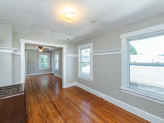 4th image of 37-39 Bloomfield Ave #5