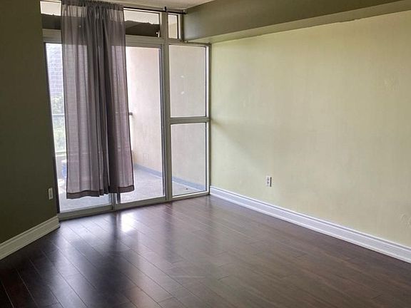 4th image of 5 Rowntree Rd #708