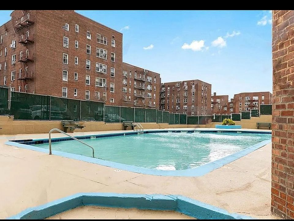 1st image of 52 Yonkers Ter APT 1