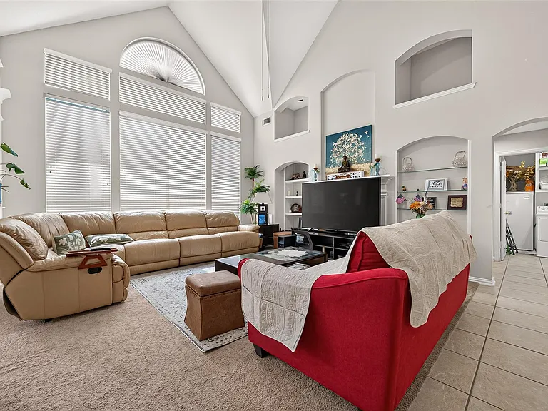 214 Kentwood Ridge Ct — Photo 17