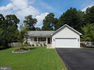 10123 S Fulton Dr, Fredericksburg, VA 22408