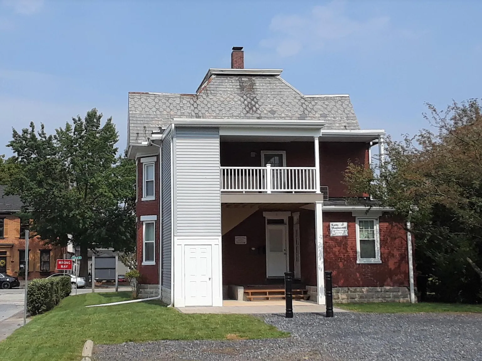 2 bed, 1185 sqft, $1,415 — Photo 1