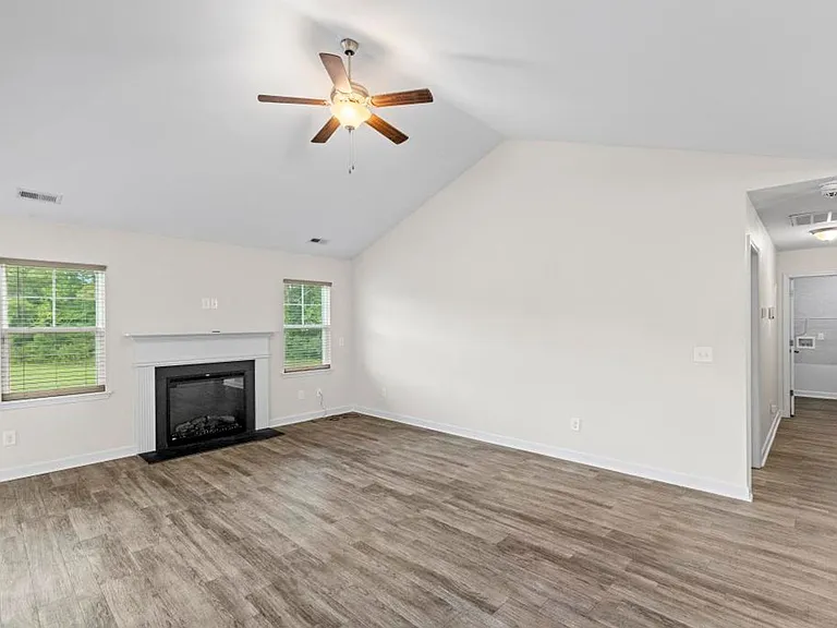 514 Isaac Branch Dr — Photo 3