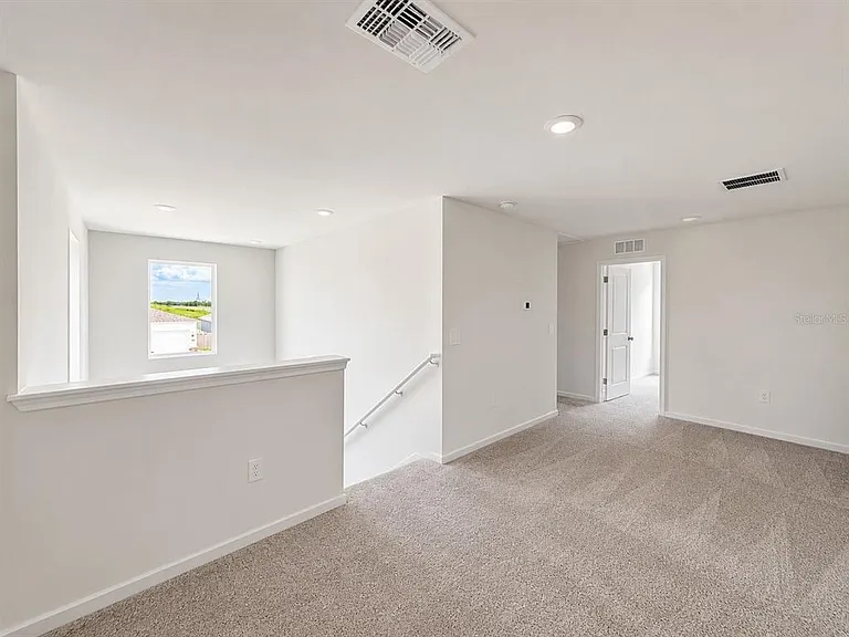 2432 Bluestone Rd — Photo 10