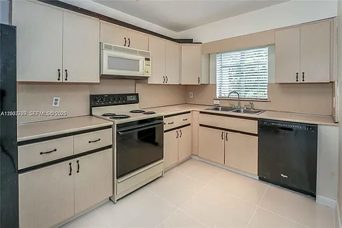1722 Wiley St #1722 Photo 1