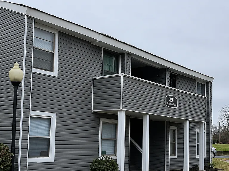 391 Rocky Chute Rd — Photo 1