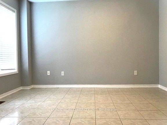 4th image of 68 Thoroughbred Way