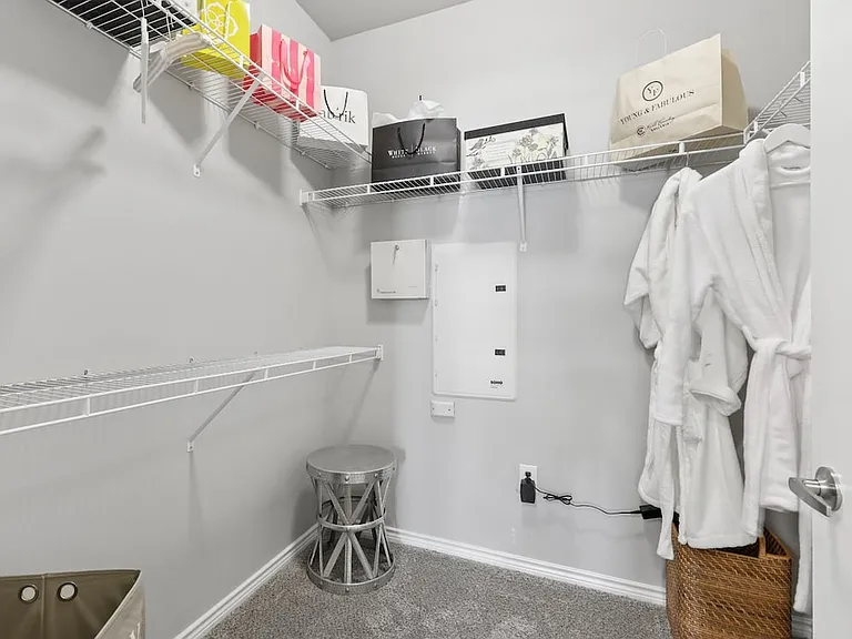 Walk-in closet