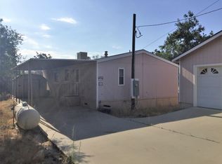 265 Live Oak Dr, Wofford Heights, CA 93285