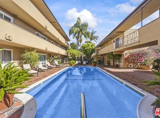 970 Palm Ave APT 209, West Hollywood, CA 90069